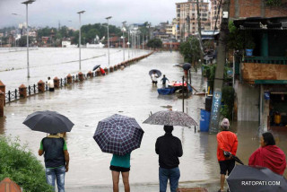 बागमती नदी तटीय क्षेत्रमा दिउँसोसम्म खतरा