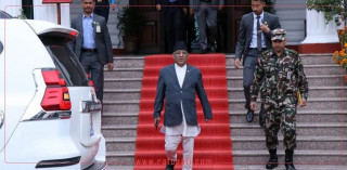 प्रधानमन्त्री प्रचण्डको विदेश भ्रमणकै आसपास किन उठ्छ नक्साको विवाद ?