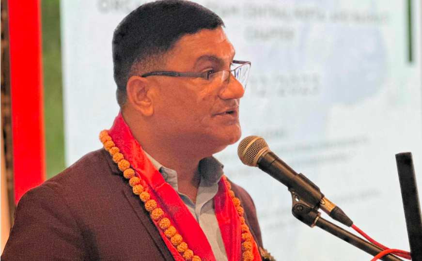 प्रादेशिक अस्पतालहरुमा फिजियोथेपापिस्टको दरबन्दी थप गर्छौं : स्वास्थ्यमन्त्री जोशी