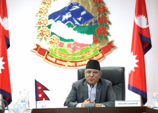 नियत सफा राखेर काम गर्नुस्, कुनै समस्या आए म छु : प्रधानमन्त्री 