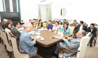 प्रधानमन्त्री प्रचण्डसँग मेयर्स फोरमको छलफल