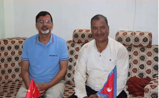 पार्टी एकताबारे विप्लव र जनार्दनबिच एक घण्टा लामो ‘अन्तरङ्ग’ कुराकानी