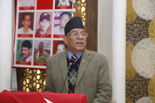 केन्द्रीय समिति बैठक समाजवादी क्रान्तिको कोशेढुङ्गा: प्रचण्ड 