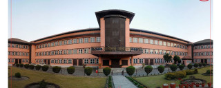 निजी विद्यालयमा नेपाली बोल्दा कारबाही र जरिवाना नगर्न सर्वोच्चको अन्तरिम आदेश
